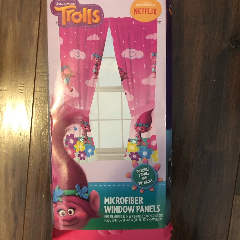 New Trolls curtains!